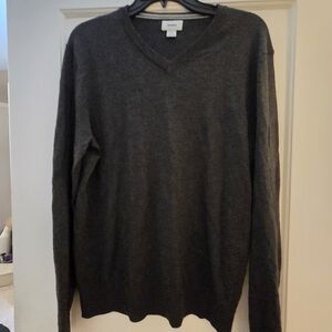 Old Navy Grey V-Neck Sweater Classic Knit